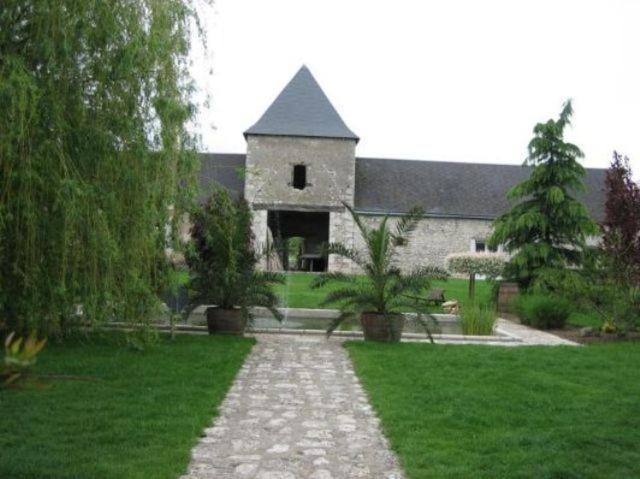 Отель La Ferme Des 3 Maillets Avaray Экстерьер фото